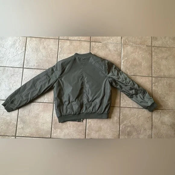 Green bomber jacket - Picture 2 of 2